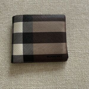 Burberry Men’s Bifold Wallet - Dark Birch Brown